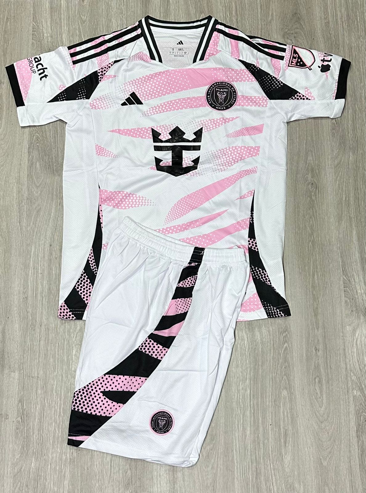 Uniforme Importado Caballero 2.0