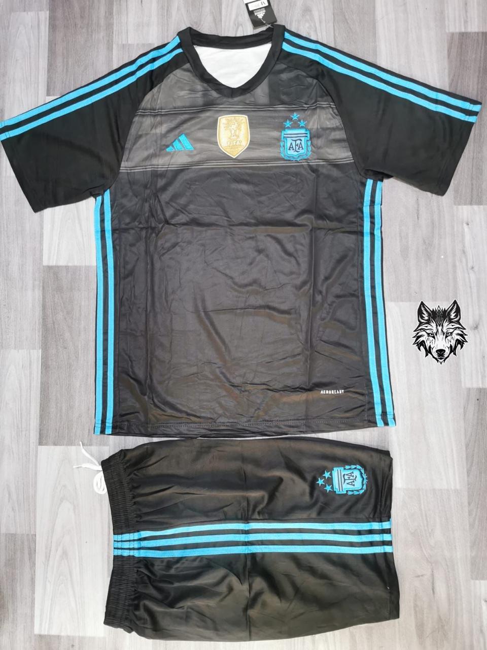 Uniforme  Importado Caballero 1.0