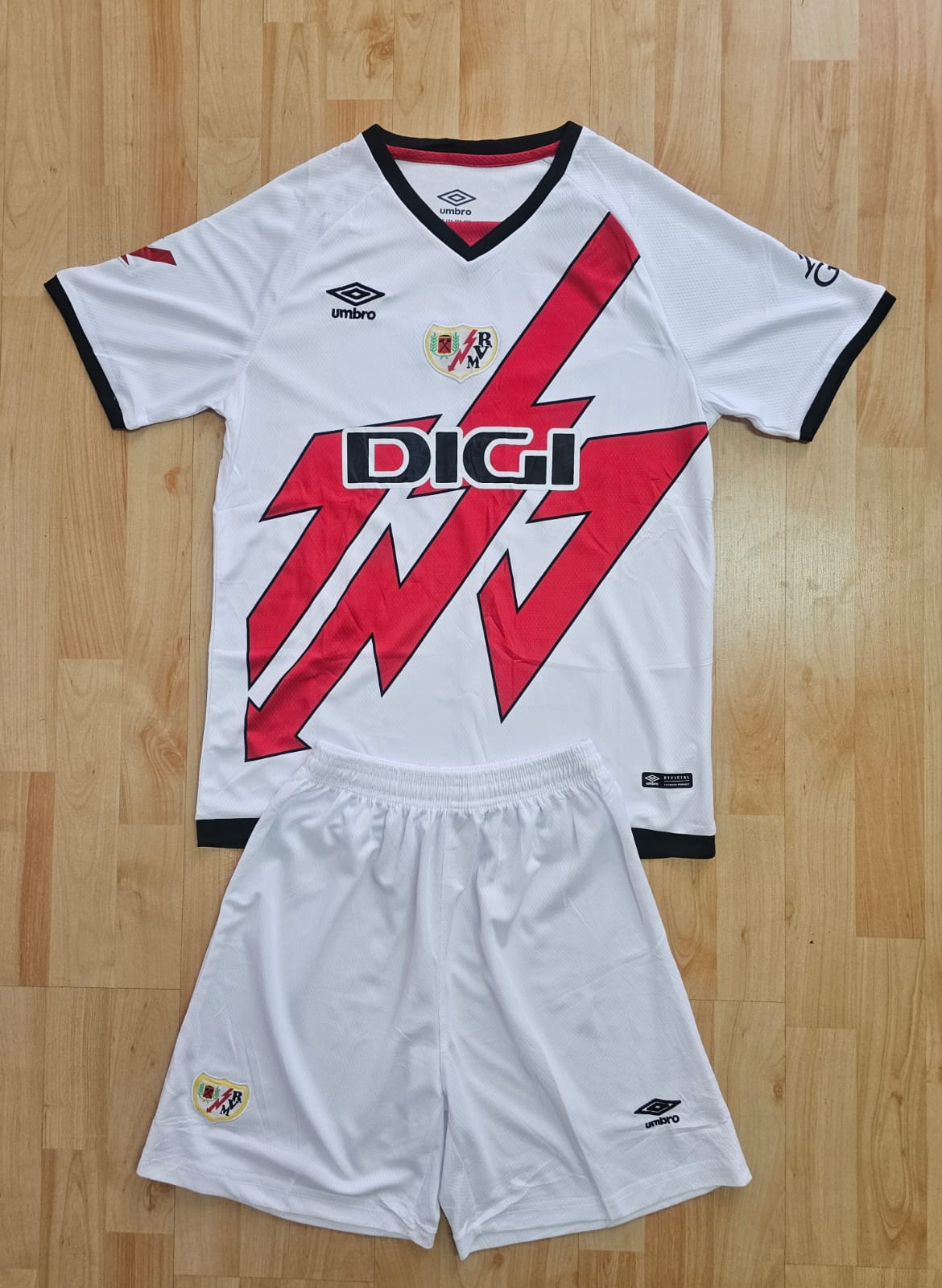 Uniforme  Importado Caballero 1.0